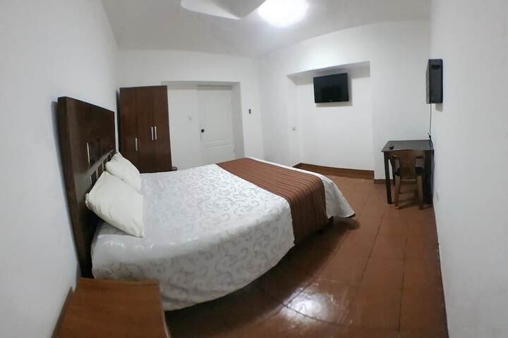 Room 5 of 36