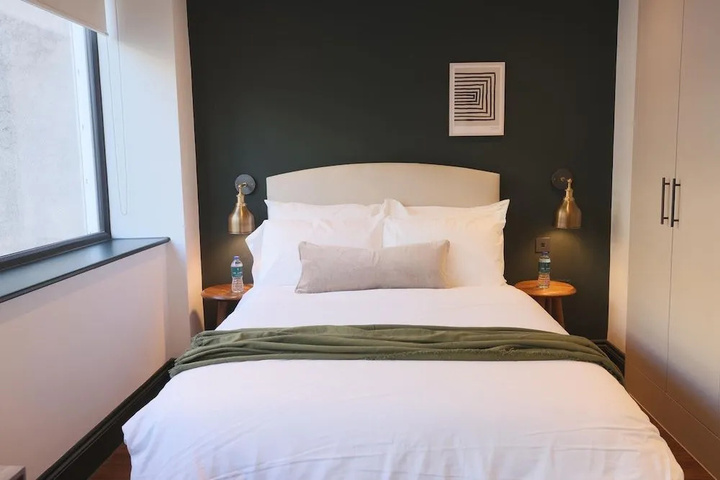 Room 4 of 21