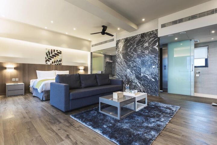 Room 12 of 45