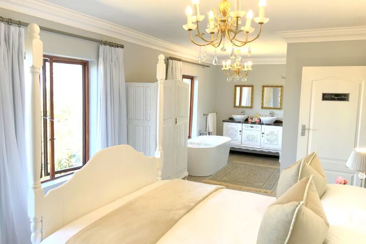 Room 5 of 40