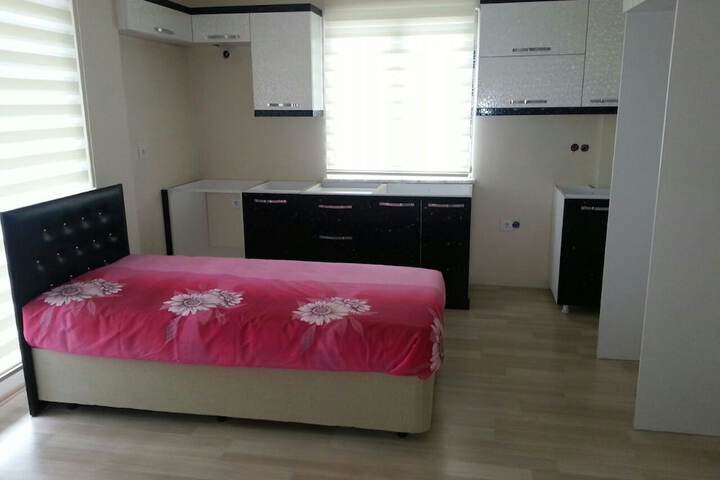Room 5 of 20