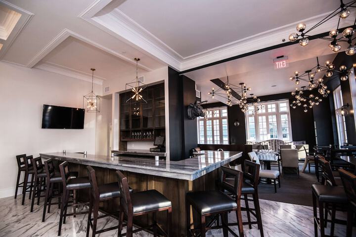 Breakfast area