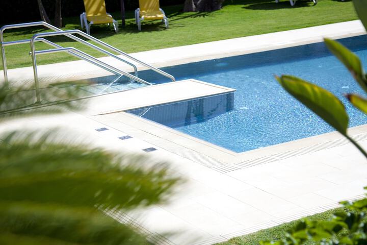 Pool 72 of 89