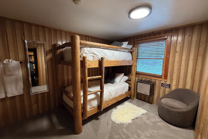 Room 9 of 41