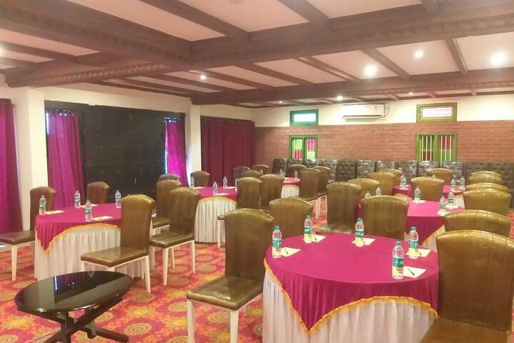 Ballroom/Hall 43 of 63
