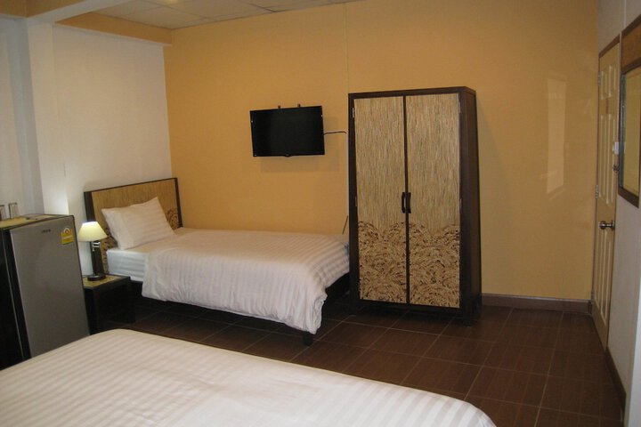 Room 6 of 57