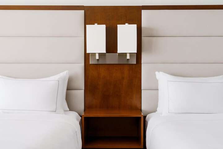 Room 20 of 53