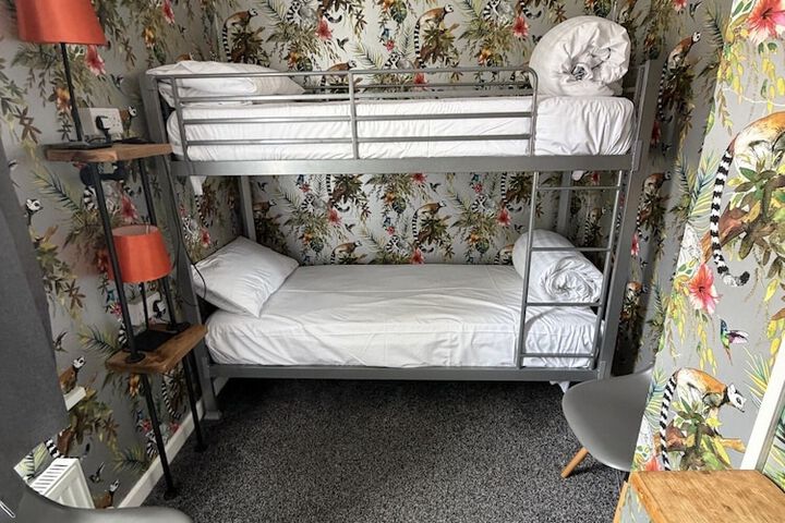Room 50 of 114