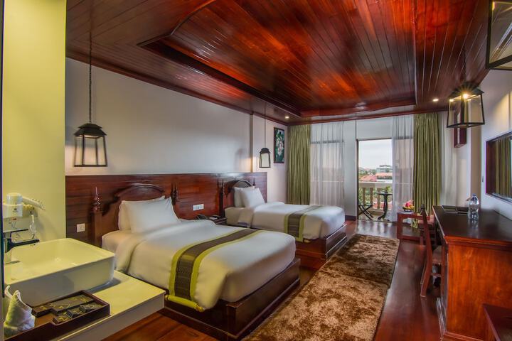 Room 55 of 135