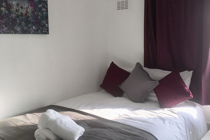 Room 33 of 68