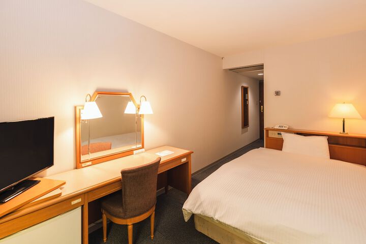 Room 15 of 44