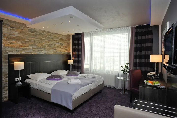 Room 2 of 14
