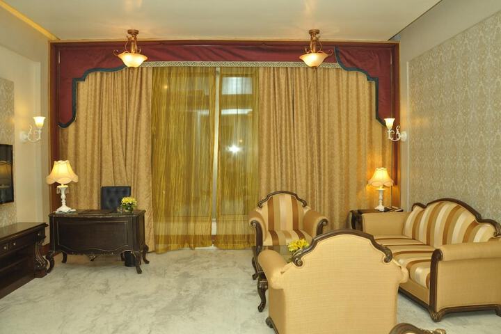 Room 13 of 46