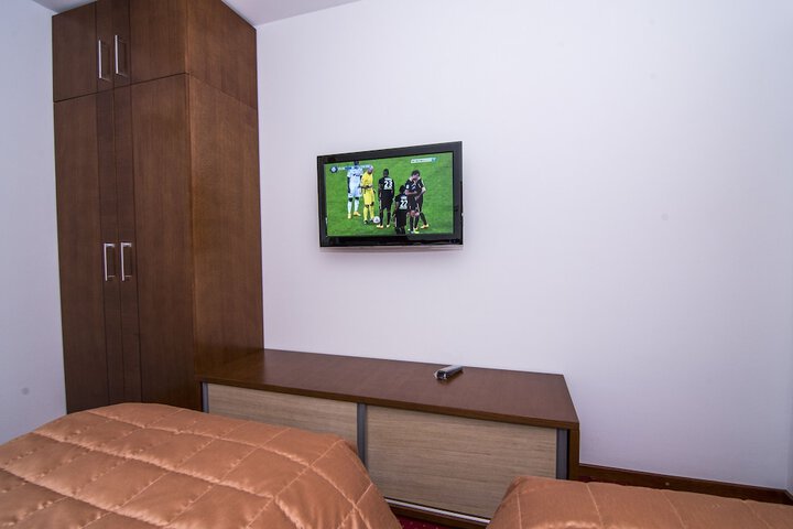 Room 19 of 27