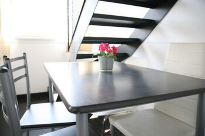 Room 63 of 275
