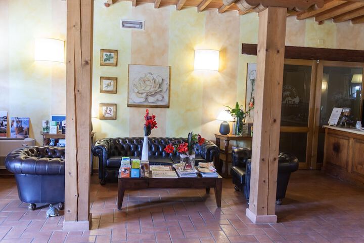 Guest Lobby