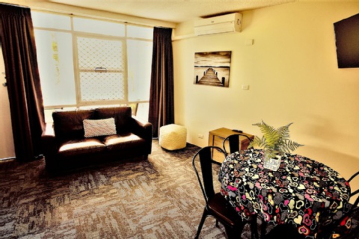 Room 203 of 228