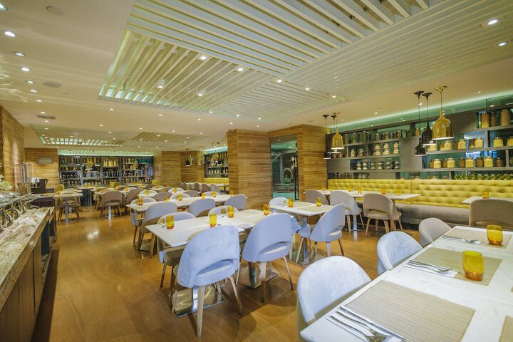 Dining Photos