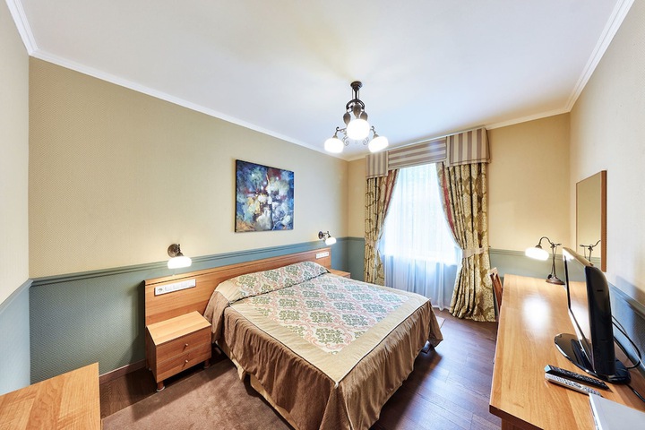 Room 17 of 89