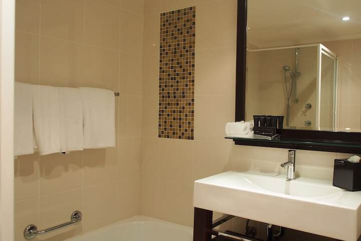 Room 105 of 136