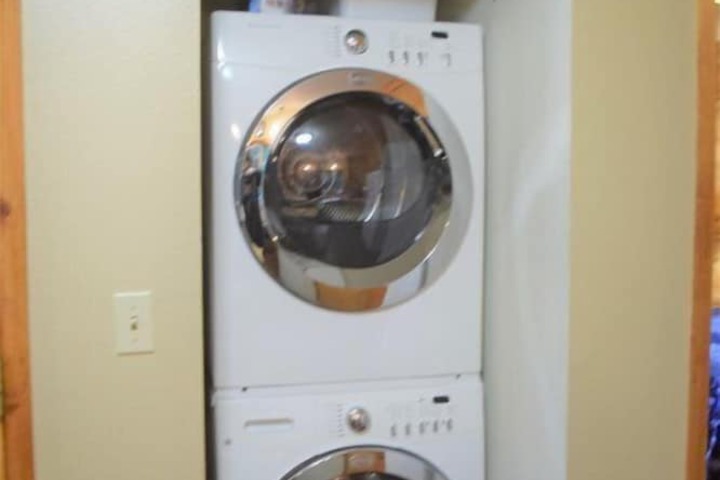 Laundry 15 of 95