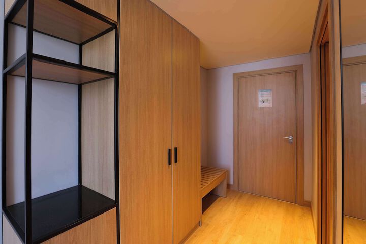 Room 58 of 223