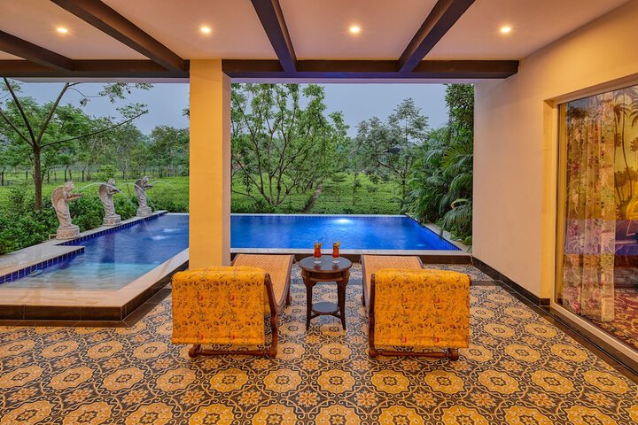 Pools & Facilities