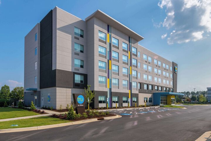Tru by Hilton Fayetteville Fort Bragg in Fayetteville, NC