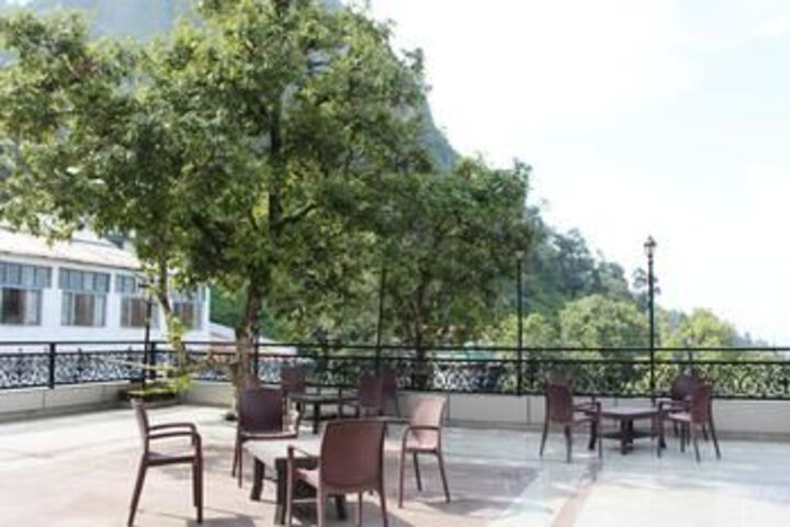 Terrace/Patio 21 of 22