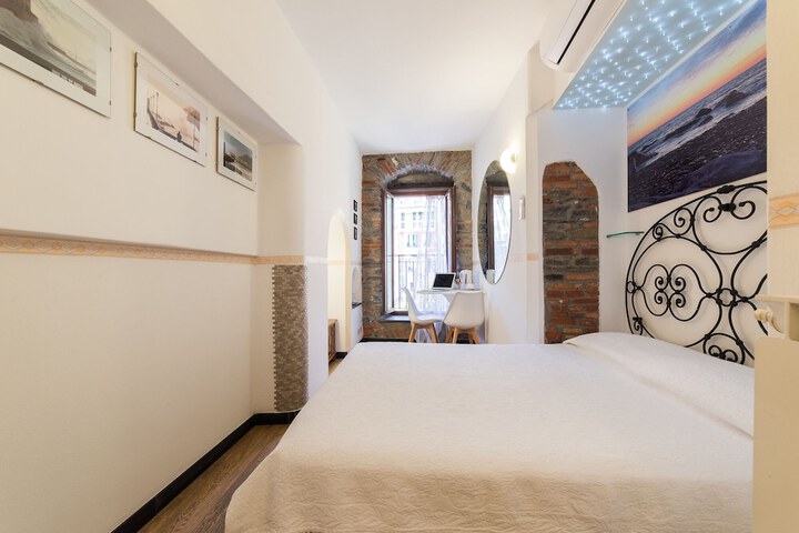 Room 20 of 65