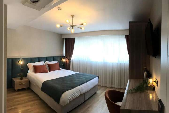 Room 14 of 47