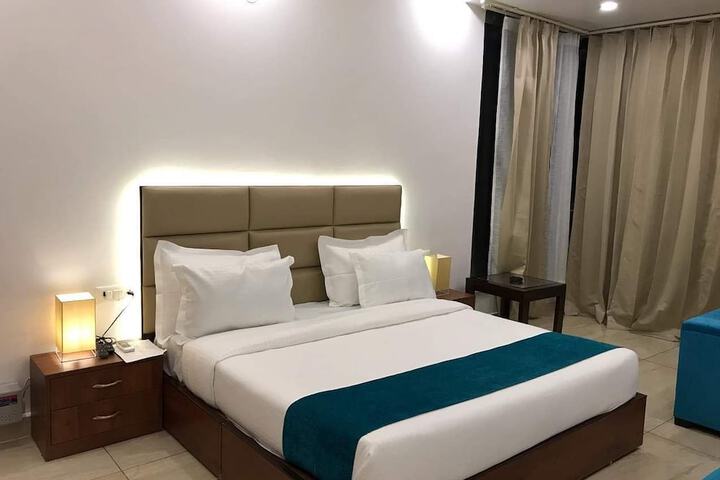Room 3 of 19