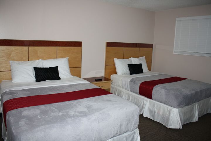 Room 4 of 10