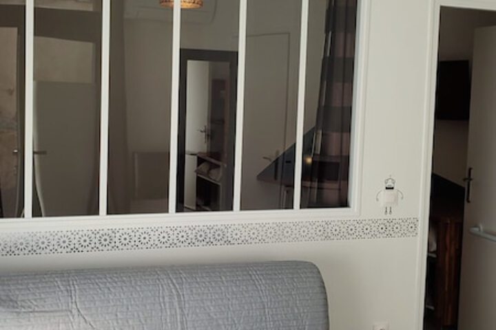 Room 42 of 67