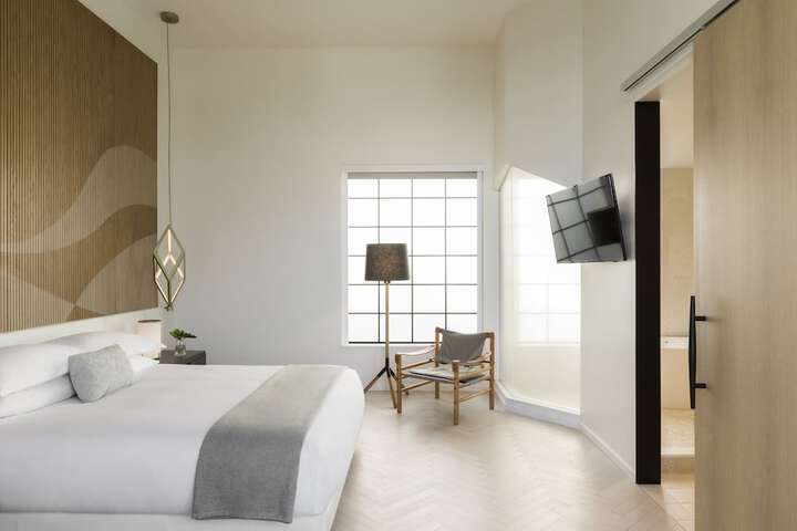 Room 37 of 111