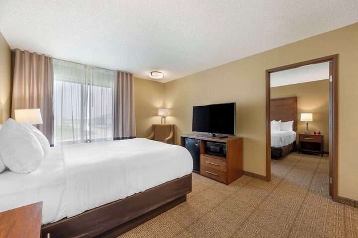 Room 15 of 42