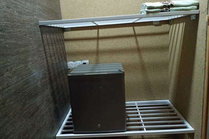 Room 6 of 41
