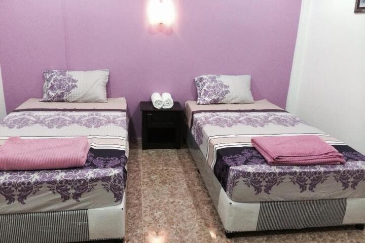 Room 6 of 6