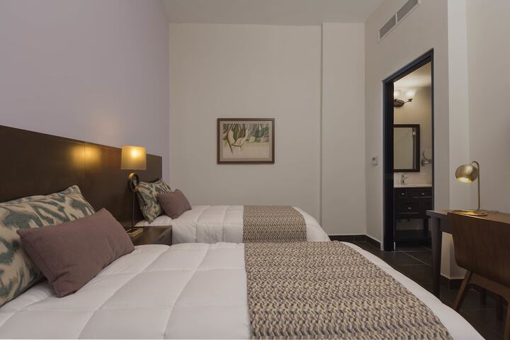 Room 5 of 41