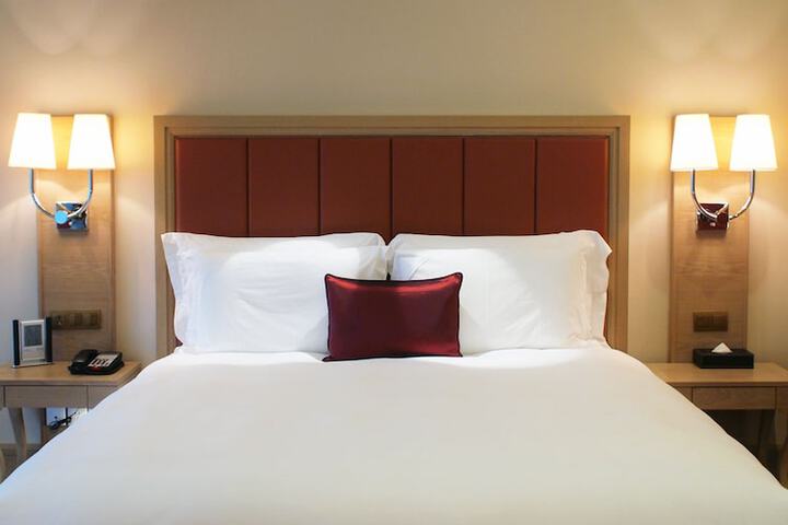 Room 5 of 21