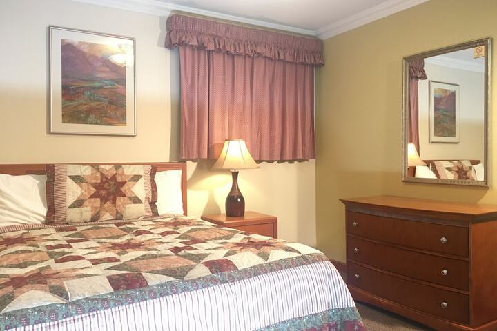 Room 30 of 46