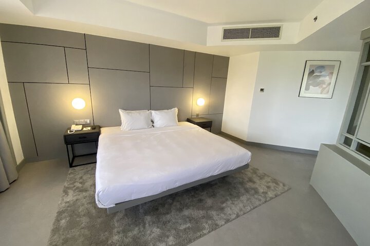 Room 10 of 69