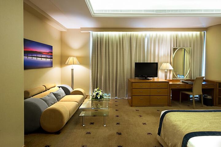 Room 16 of 67