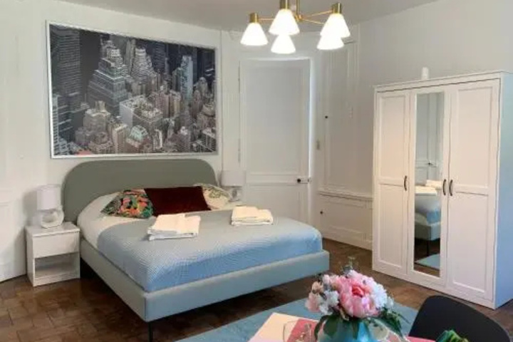 Room 3 of 5