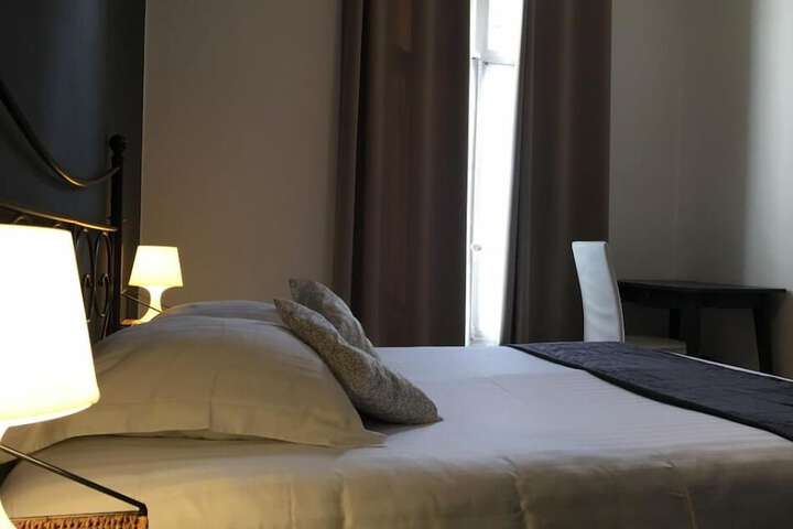 Room 5 of 45