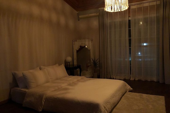 Room 10 of 56