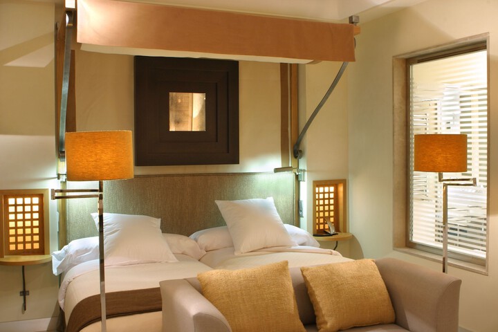 Room 8 of 39