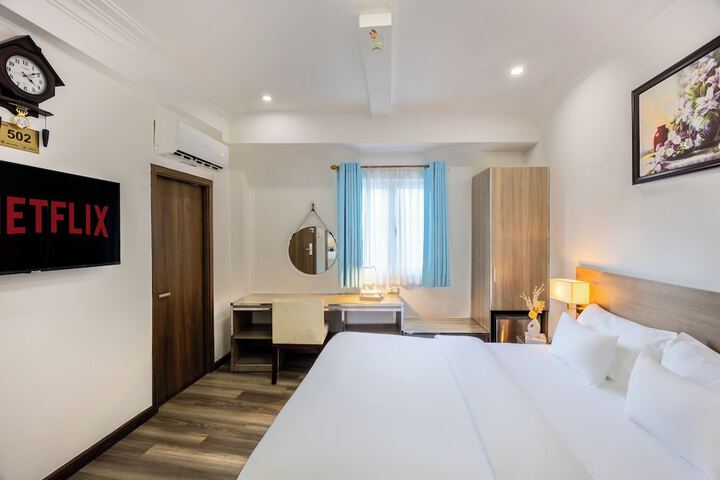 Room 18 of 49