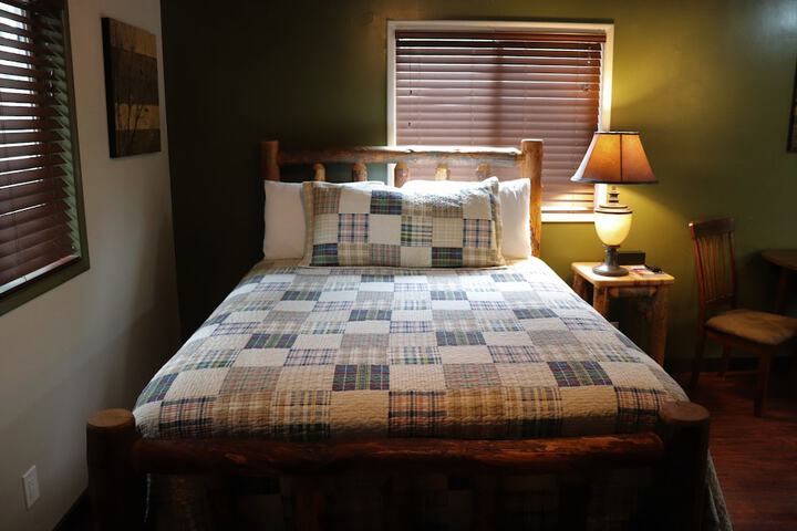 Room 126 of 504