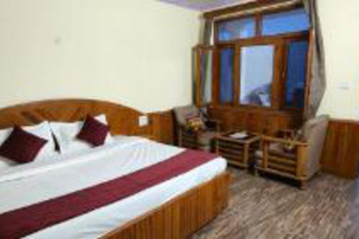 Room 6 of 6